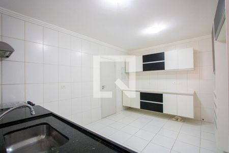 Apartamento para alugar com 130m², 2 quartos e 3 vagas Apartamento para alugar com 130m², 2 quartos e 3 vagasCozinha