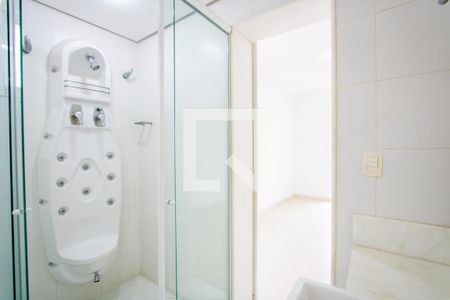 Apartamento para alugar com 130m², 2 quartos e 3 vagas Apartamento para alugar com 130m², 2 quartos e 3 vagasBanheiro do quarto 1