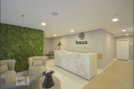 Apartamento à venda com 37m², 1 quarto e 1 vaga Apartamento à venda com 37m², 1 quarto e 1 vagaHall