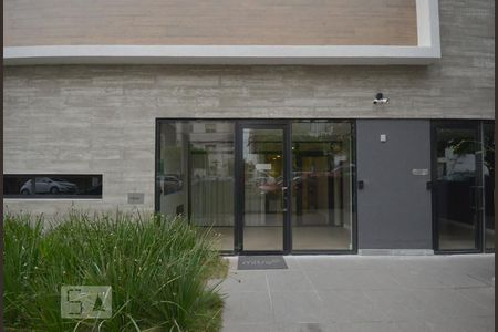 Apartamento à venda com 37m², 1 quarto e 1 vaga Apartamento à venda com 37m², 1 quarto e 1 vagaEntrada