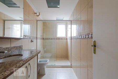 Banheiro de apartamento para alugar com 3 quartos, 106m² em Moinhos de Vento, Porto Alegre