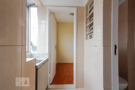 Área de Serviço de apartamento para alugar com 3 quartos, 106m² em Moinhos de Vento, Porto Alegre