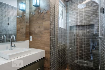 Banheiro de apartamento para alugar com 1 quarto, 50m² em Perdizes, São Paulo