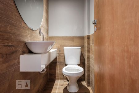 Lavabo de apartamento para alugar com 1 quarto, 50m² em Perdizes, São Paulo
