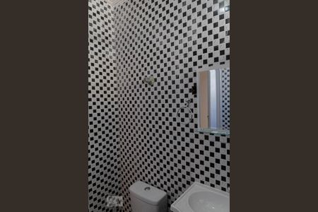Banheiro de apartamento para alugar com 2 quartos, 74m² em Bela Vista, São Paulo