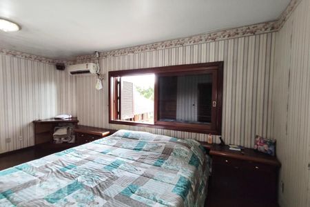 Casa à venda com 580m², 4 quartos e 1 vaga Casa à venda com 580m², 4 quartos e 1 vagaQuarto 4 - Suíte