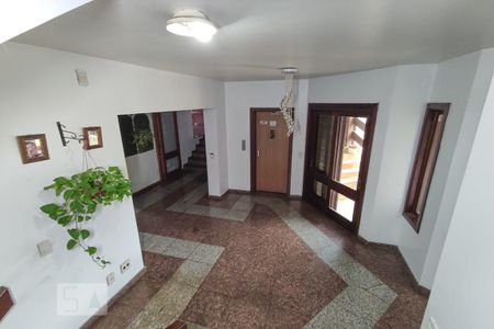 Casa à venda com 580m², 4 quartos e 1 vaga Casa à venda com 580m², 4 quartos e 1 vagaHall