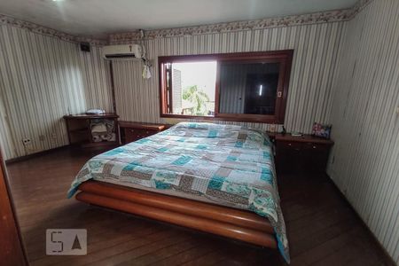 Casa à venda com 580m², 4 quartos e 1 vaga Casa à venda com 580m², 4 quartos e 1 vagaQuarto 4 - Suíte