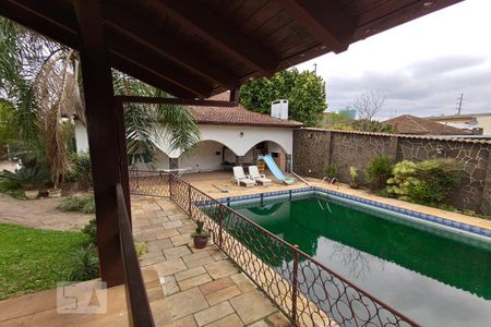 Casa à venda com 580m², 4 quartos e 1 vaga Casa à venda com 580m², 4 quartos e 1 vagaSacada da Sala