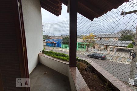 Casa à venda com 580m², 4 quartos e 1 vaga Casa à venda com 580m², 4 quartos e 1 vagaSacada do Quarto 2 Suíte