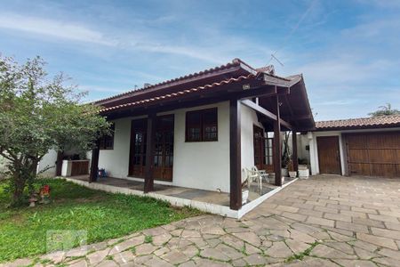 Casa à venda com 580m², 4 quartos e 1 vaga Casa à venda com 580m², 4 quartos e 1 vagaSalão de Festa