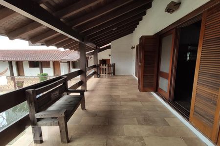 Casa à venda com 580m², 4 quartos e 1 vaga Casa à venda com 580m², 4 quartos e 1 vagaSacada da Sala