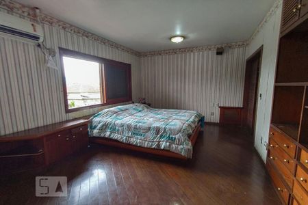 Casa à venda com 580m², 4 quartos e 1 vaga Casa à venda com 580m², 4 quartos e 1 vagaQuarto 4 - Suíte