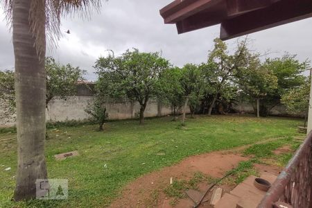 Casa à venda com 580m², 4 quartos e 1 vaga Casa à venda com 580m², 4 quartos e 1 vagaPátio