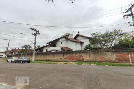 Casa à venda com 580m², 4 quartos e 1 vaga Casa à venda com 580m², 4 quartos e 1 vagaFachada