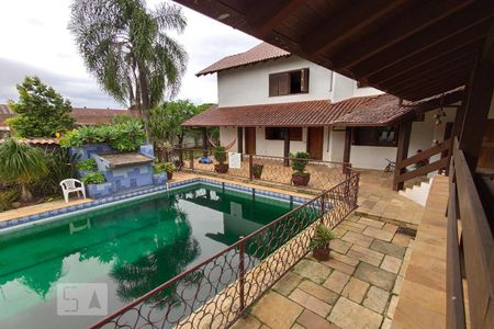 Casa à venda com 580m², 4 quartos e 1 vaga Casa à venda com 580m², 4 quartos e 1 vagaSacada da Sala