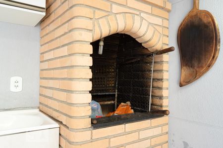 Casa à venda com 102m², 3 quartos e 2 vagas Casa à venda com 102m², 3 quartos e 2 vagasÁrea de serviço