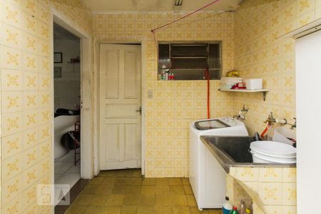 Casa à venda com 110m², 2 quartos e 2 vagasÁrea de Serviço