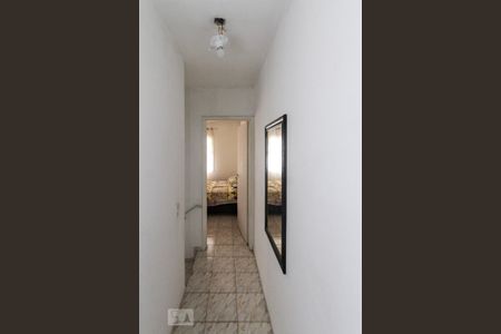 Casa à venda com 110m², 2 quartos e 2 vagasCorredor