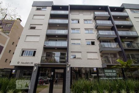 Apartamento à venda com 260m², 3 quartos e 2 vagasFachada