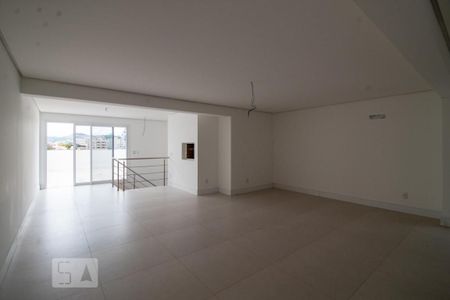 Apartamento à venda com 260m², 3 quartos e 2 vagasCobertura