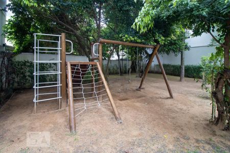 Apartamento à venda com 260m², 3 quartos e 2 vagasÁrea Comum - Playground