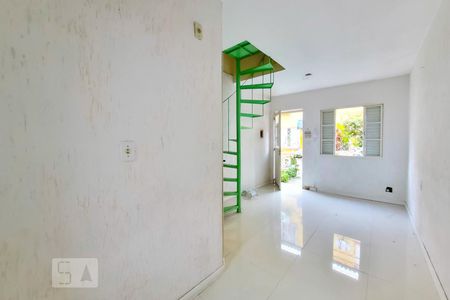 Casa de Condomínio à venda com 2 quartos, 50m² em Santo Antônio, Porto Alegre