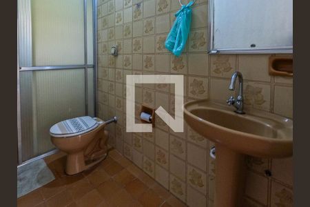 Casa à venda com 250m², 3 quartos e 1 vagaBanheiro 2