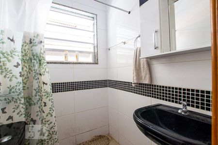 Banheiro Social de casa à venda com 1 quarto, 56m² em Barreto, Niterói