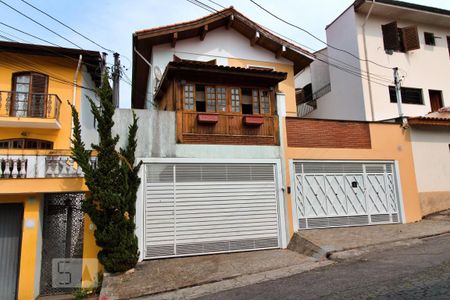 Casa à venda com 180m², 3 quartos e 3 vagasFachada