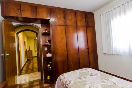 Casa à venda com 430m², 3 quartos e 1 vaga Casa à venda com 430m², 3 quartos e 1 vagaQuarto 2