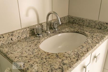 Banheiro - Torneira de apartamento para alugar com 1 quarto, 45m² em Centro Histórico, Porto Alegre