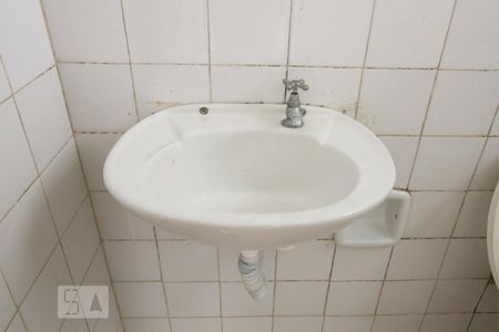 Casa para alugar com 27m², 1 quarto e sem vaga Casa para alugar com 27m², 1 quarto e sem vagaDetalhe banheiro