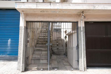Casa para alugar com 27m², 1 quarto e sem vaga Casa para alugar com 27m², 1 quarto e sem vagaFachada