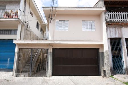 Casa para alugar com 27m², 1 quarto e sem vaga Casa para alugar com 27m², 1 quarto e sem vagaFachada