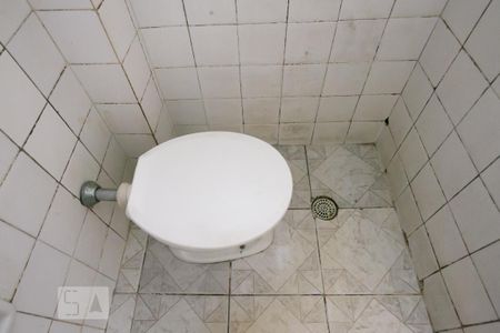 Casa para alugar com 27m², 1 quarto e sem vaga Casa para alugar com 27m², 1 quarto e sem vagaDetalhe banheiro
