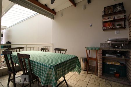 Casa à venda com 180m², 4 quartos e 3 vagasÁrea comum - Churrasqueira