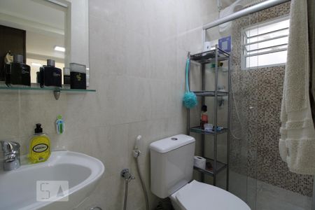 Casa à venda com 180m², 4 quartos e 3 vagasBanheiro da Edícula