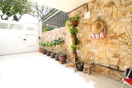 Casa à venda com 180m², 4 quartos e 3 vagasEntrada da Casa