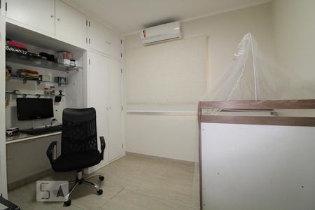 Quarto 1 de casa à venda com 4 quartos, 180m² em Vila Cordeiro, São Paulo