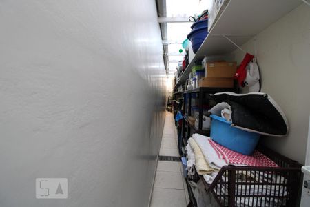 Casa à venda com 180m², 4 quartos e 3 vagasCorredor