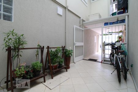Casa à venda com 180m², 4 quartos e 3 vagasCorredor