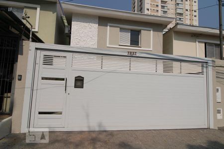 Casa à venda com 180m², 4 quartos e 3 vagasFachada