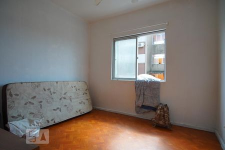 Quarto de apartamento à venda com 1 quarto, 47m² em Guajuviras, Canoas
