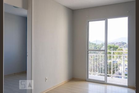 Sala de apartamento para alugar com 3 quartos, 55m² em Campo Grande, Rio de Janeiro