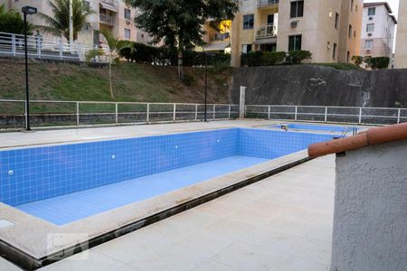 Apartamento para alugar com 55m², 3 quartos e 1 vagaÁrea comum - Piscina