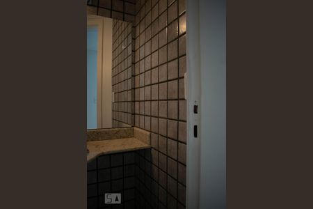 Apartamento para alugar com 310m², 3 quartos e 3 vagasBanheiro