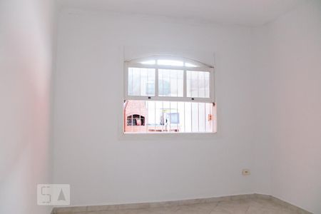 Casa para alugar com 150m², 2 quartos e 2 vagasQuarto 2