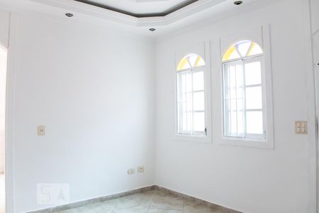 Sala de casa para alugar com 2 quartos, 150m² em Vila Nova Curuçá, São Paulo