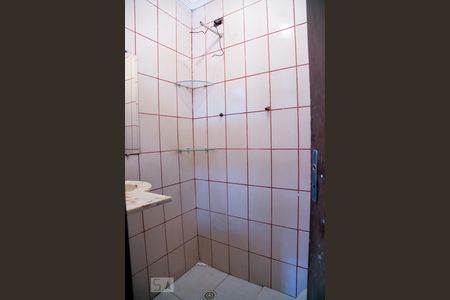 Casa para alugar com 150m², 2 quartos e 2 vagasBanheiro 2